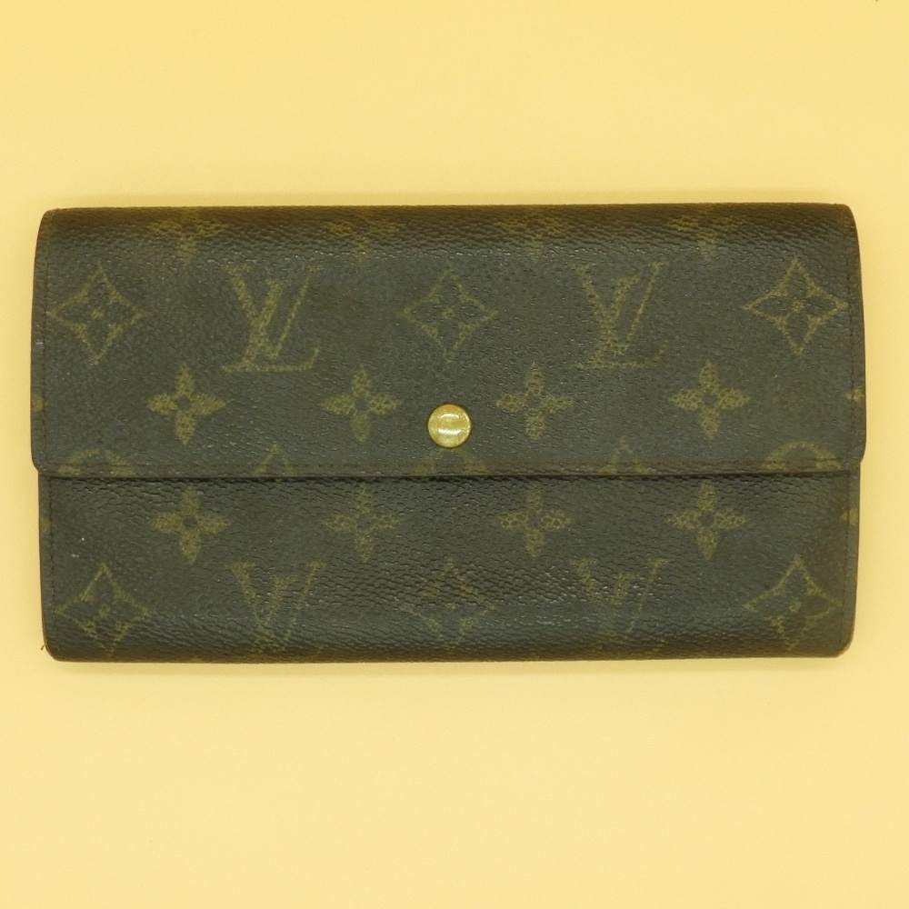 Louis Vuitton Paris Monogram Sarah Wallet